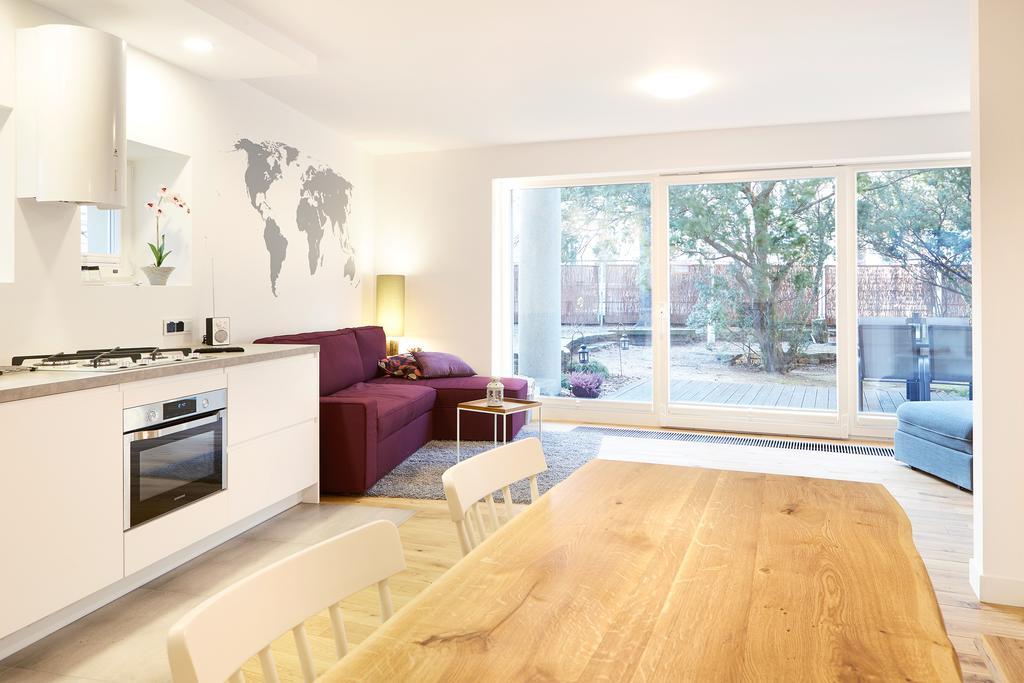 Apartamento Lovely Lux Garden Flat Near Royal Park Varsovia Exterior foto